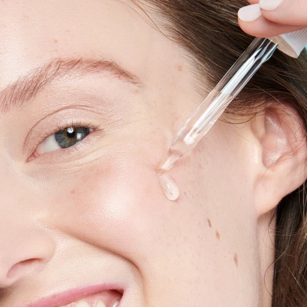 Clarity RX Daily Dose of Water Hyaluronic Acid Hydrating Serum - Picture 3 of 4